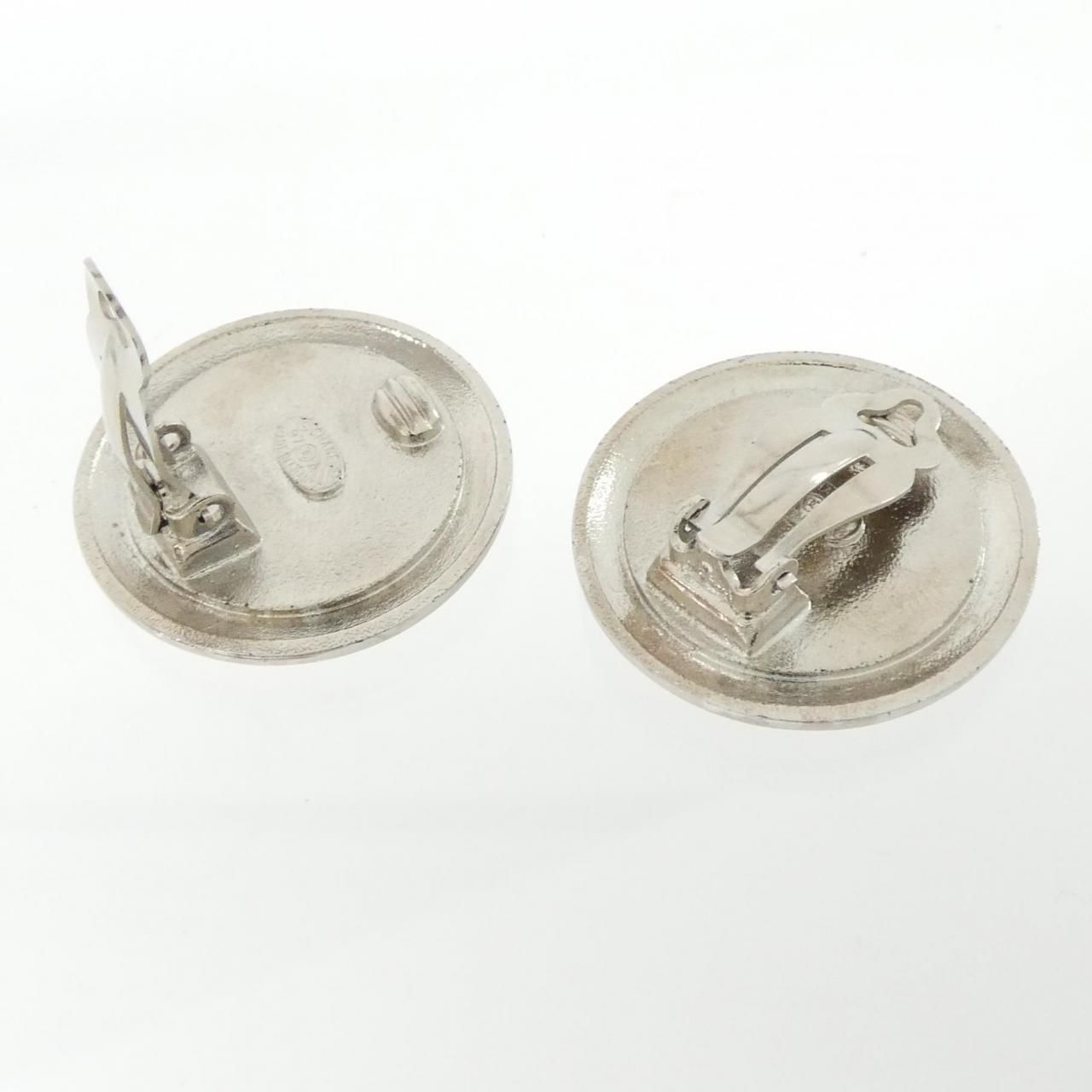 Chanel Vintage Earrings Gold