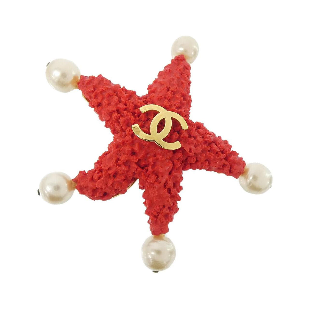 Chanel Vintage Brooch Gold