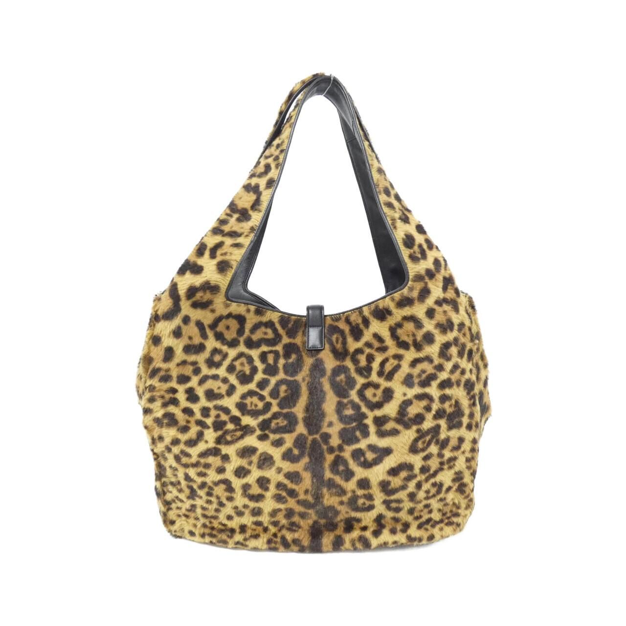 Saint Laurent le 5 a 7 Bea