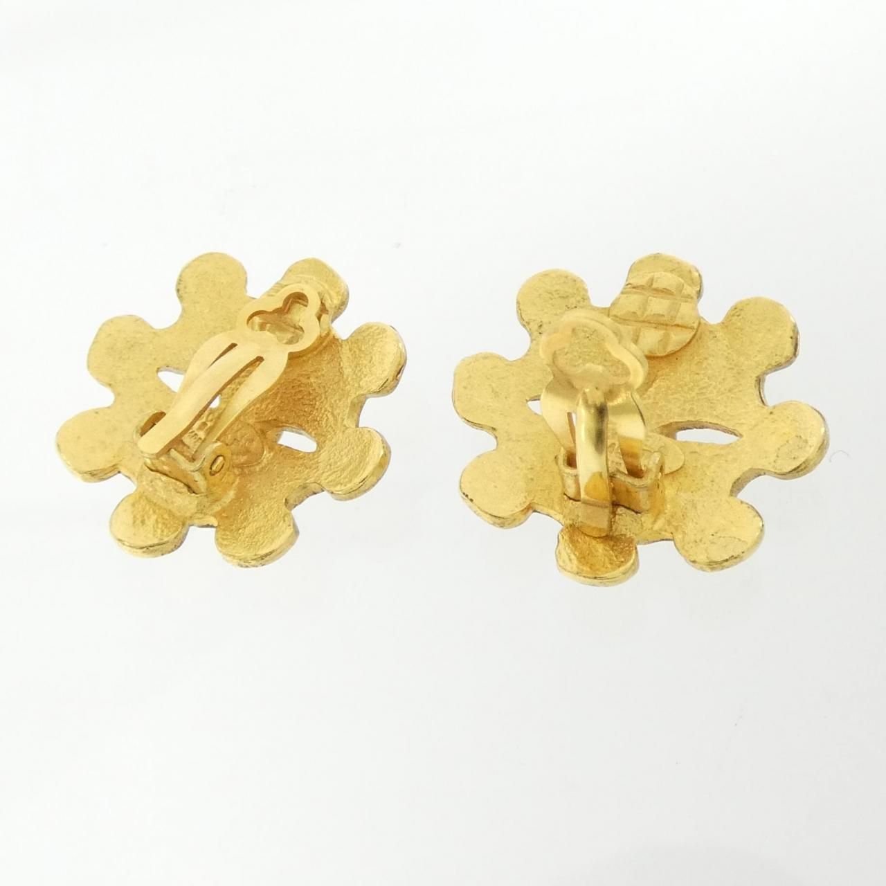Chanel Vintage Earrings Gold