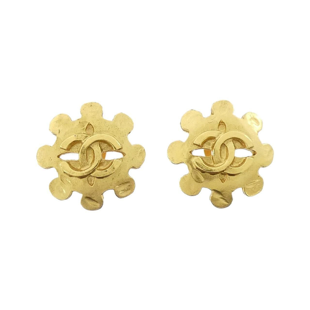Chanel Vintage Earrings Gold