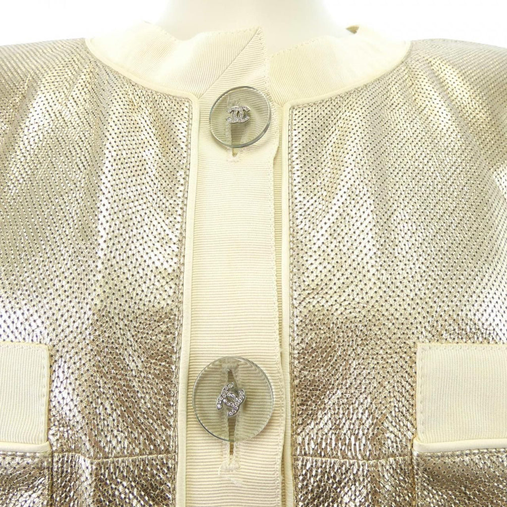Chanel Collarless Jacket Gold — view 6
