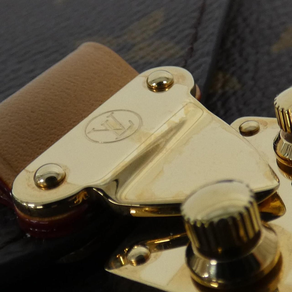 Louis Vuitton Monogram Micro Metis Shoulder Bag