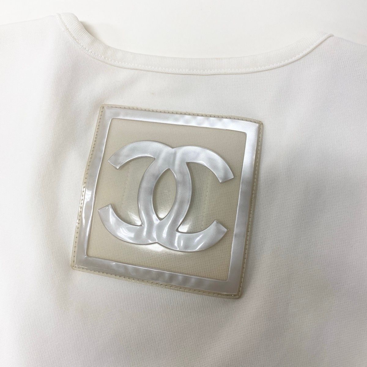 Chanel Sports Line Jumbo CC Logo Short Sleeve Top 38 Ivory Gray 100% Polyamide — view 7