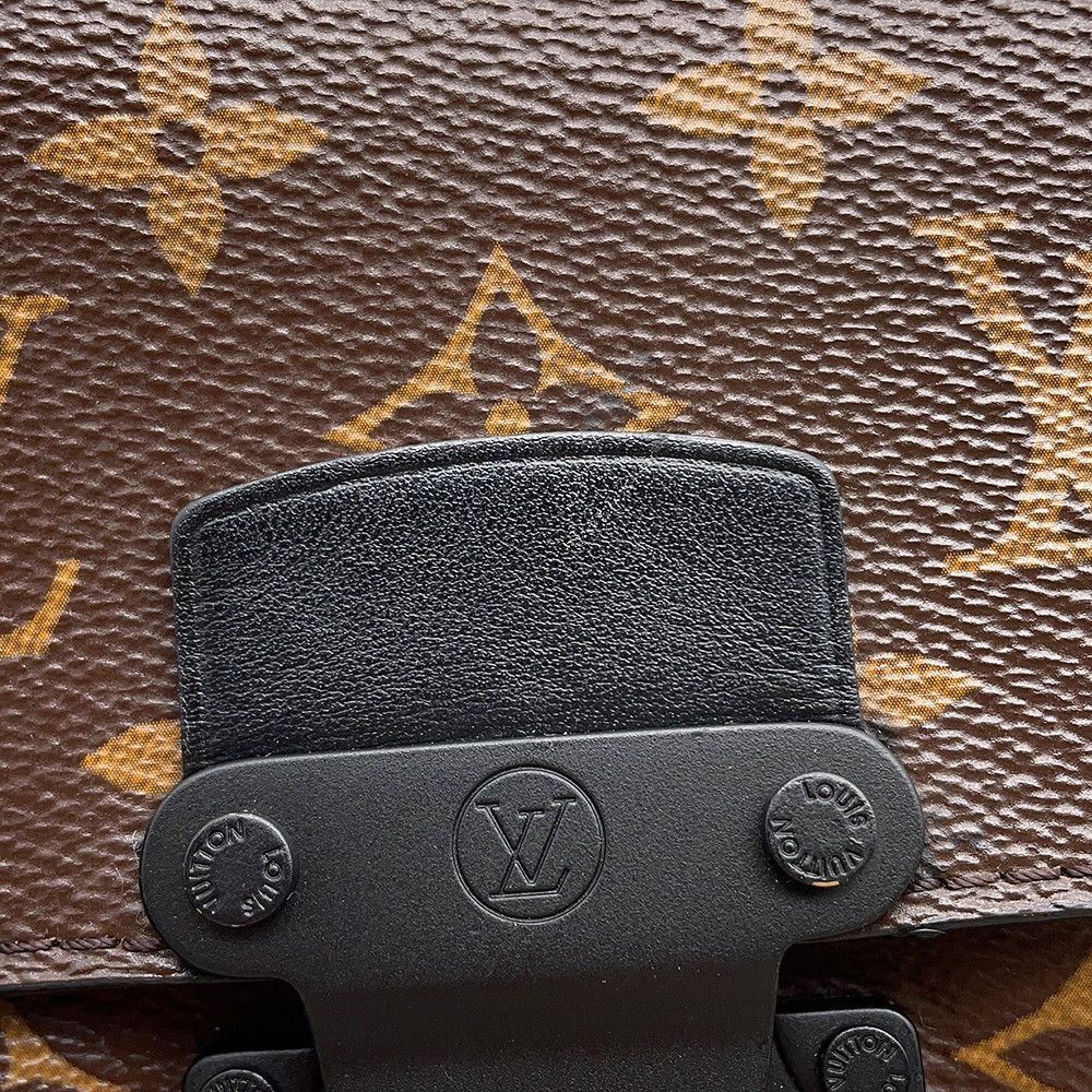 Louis Vuitton Shoulder Bag Monogram Macassar S Lock Vertical Wearable Wallet
