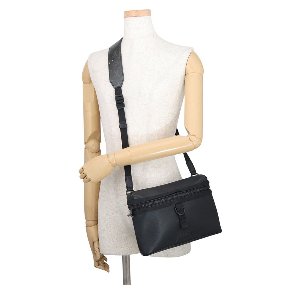 Louis Vuitton Shoulder Bag Dark Infini Tea Messenger Black