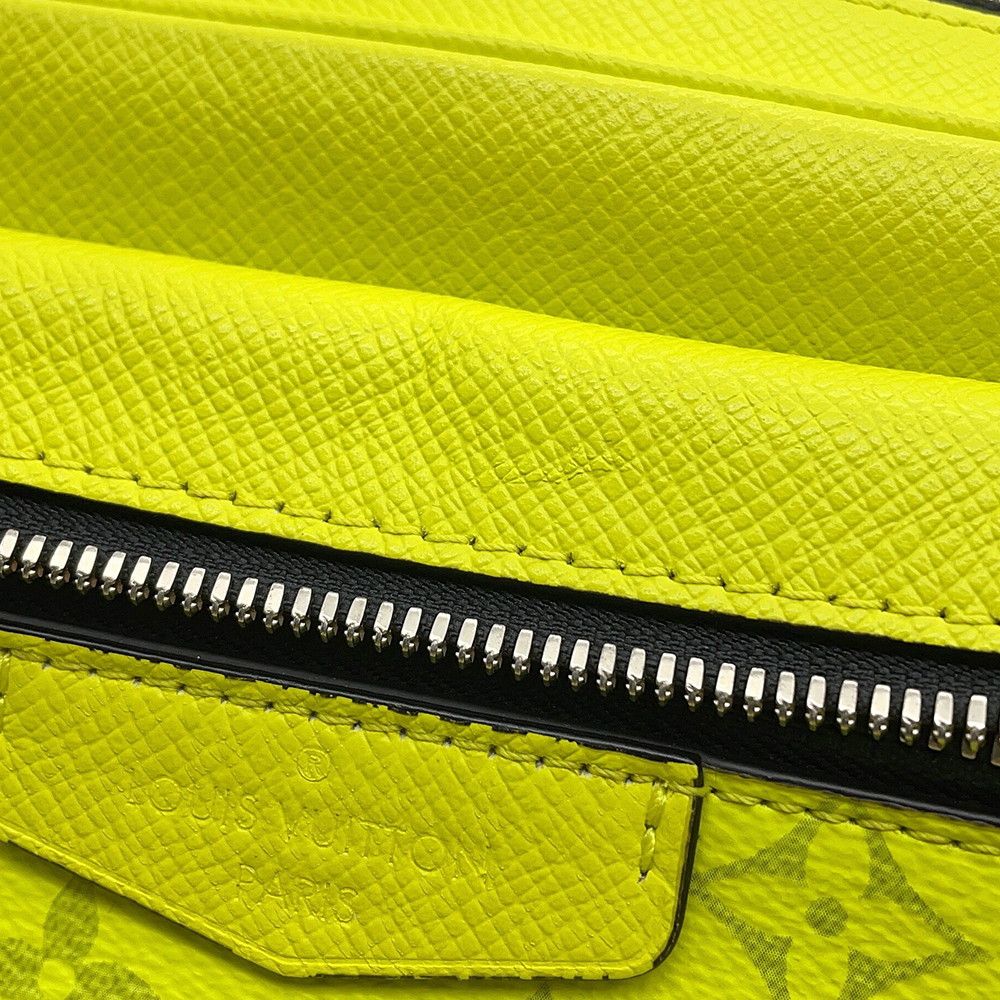 Louis Vuitton Belt Bag Taiga Llama Waist Pouch