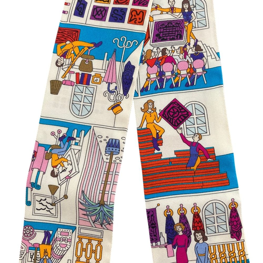 Hermes la Maison Des Carres Des Carre Silk Twill Scarf White
