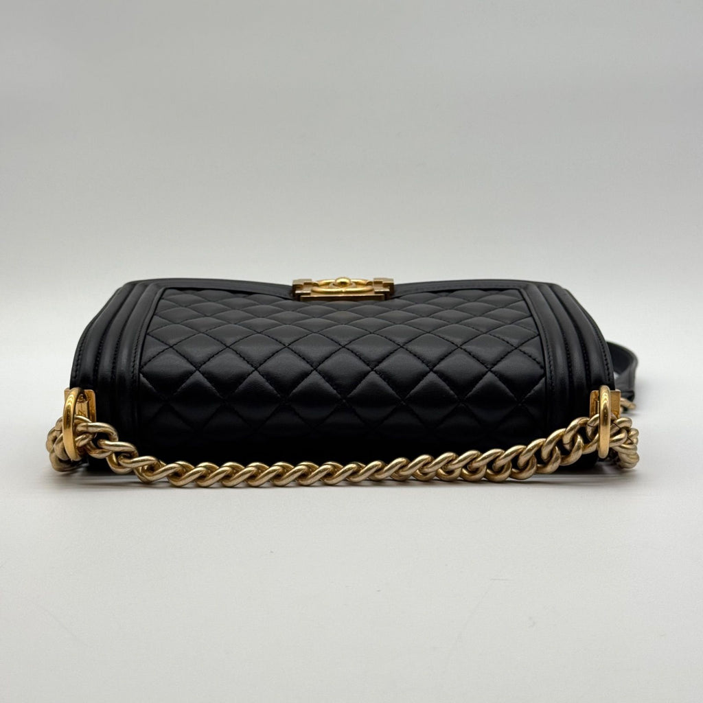 Chanel Shoulder Bag Boy CC Logo Gold Black Quilted Leather Chain — view 5