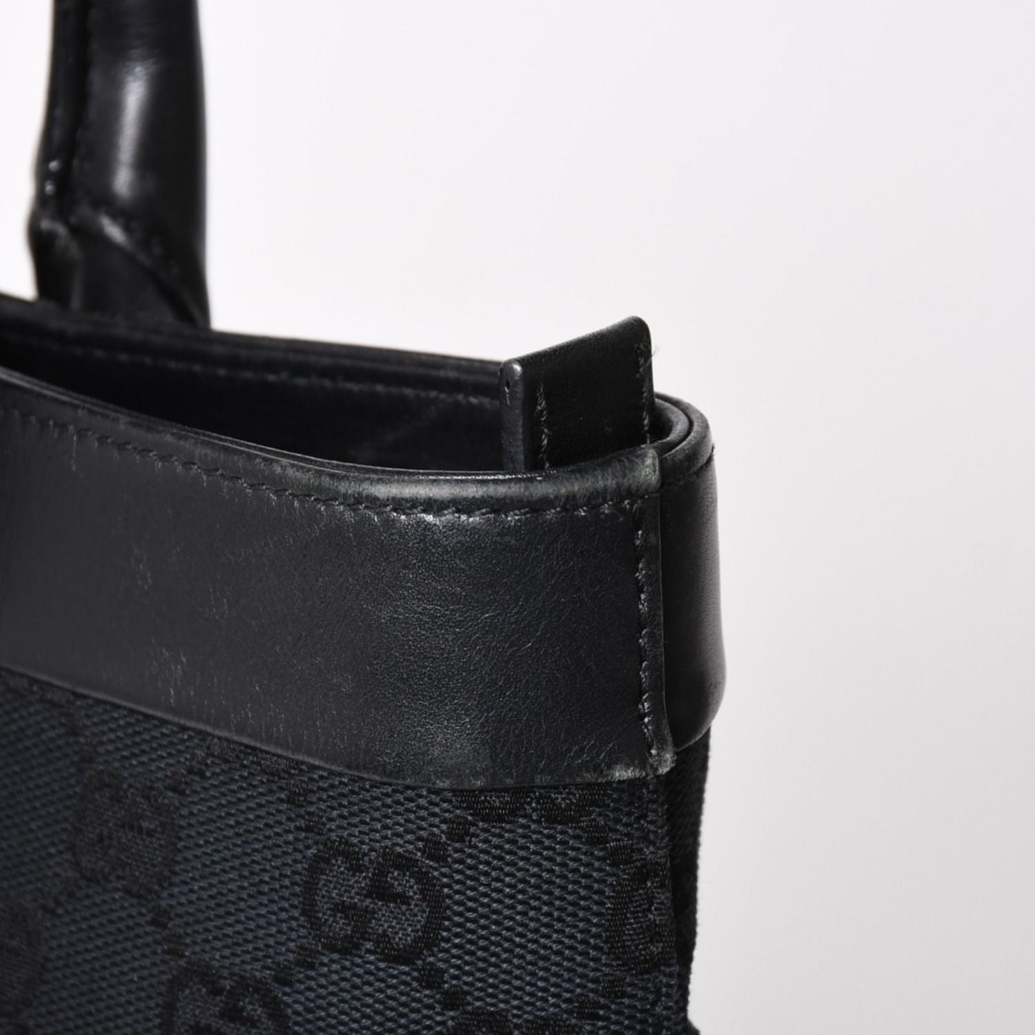 Gucci Tote Bag GG Canvas Leather Black Gold — view 7