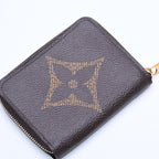 Louis Vuitton Zippy Coin Purse Monogram Giant Brown — view 4