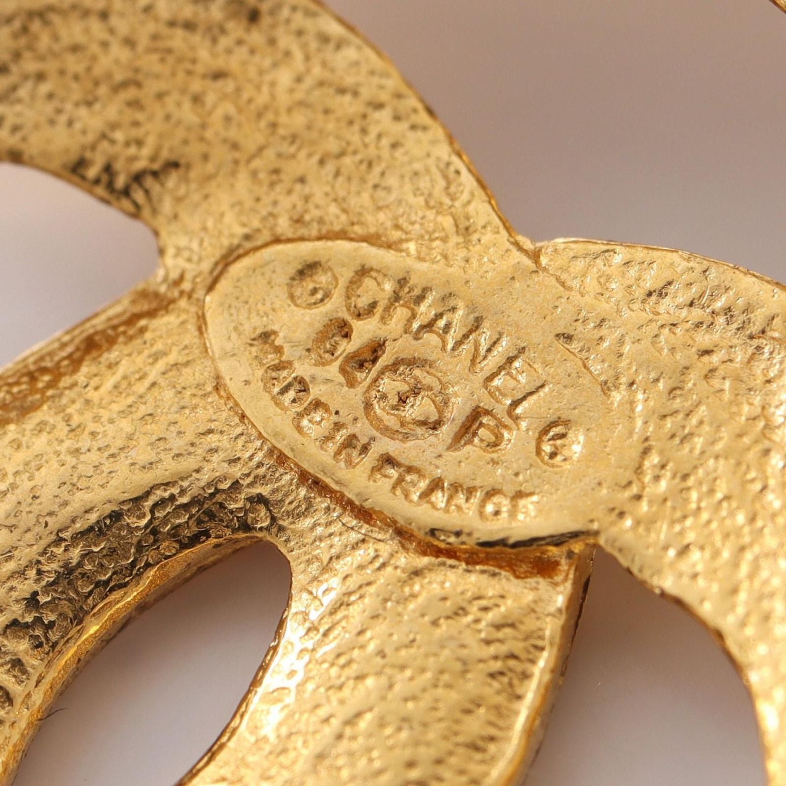 Chanel Necklace CC Logo Circle
