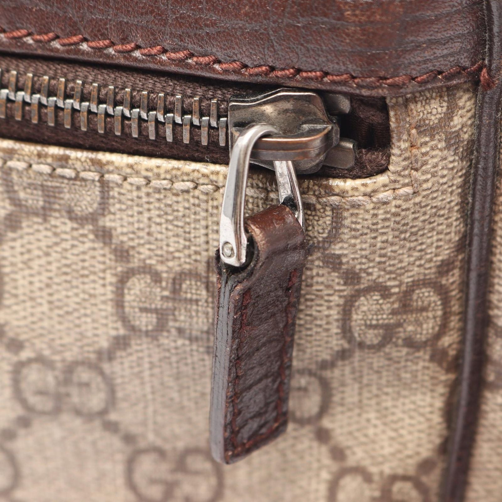 Gucci Shoulder Bag GG Plus Beige Brown Co Ting Canvas Leather Split
