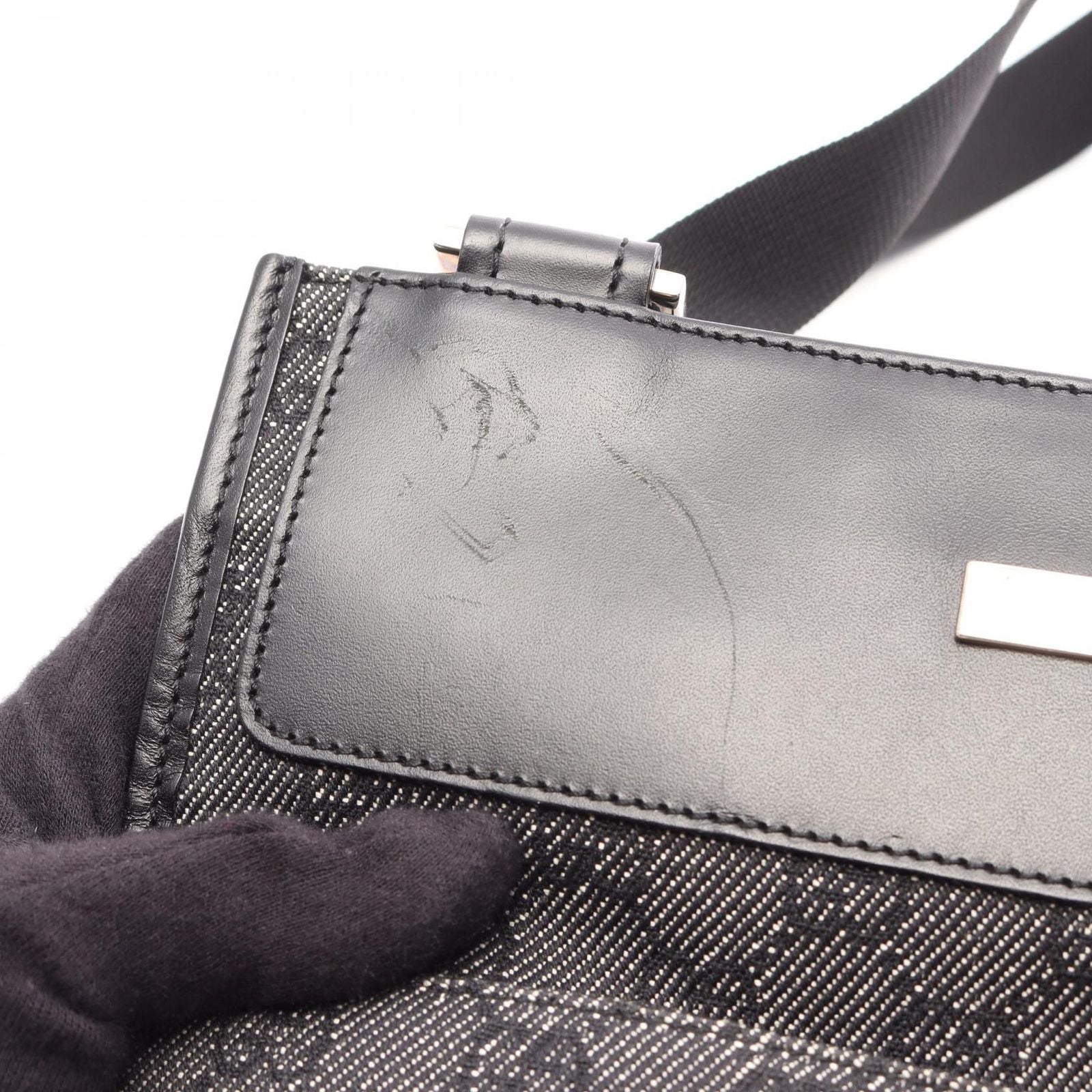 Gucci Shoulder Bag GG Canvas Gray Black