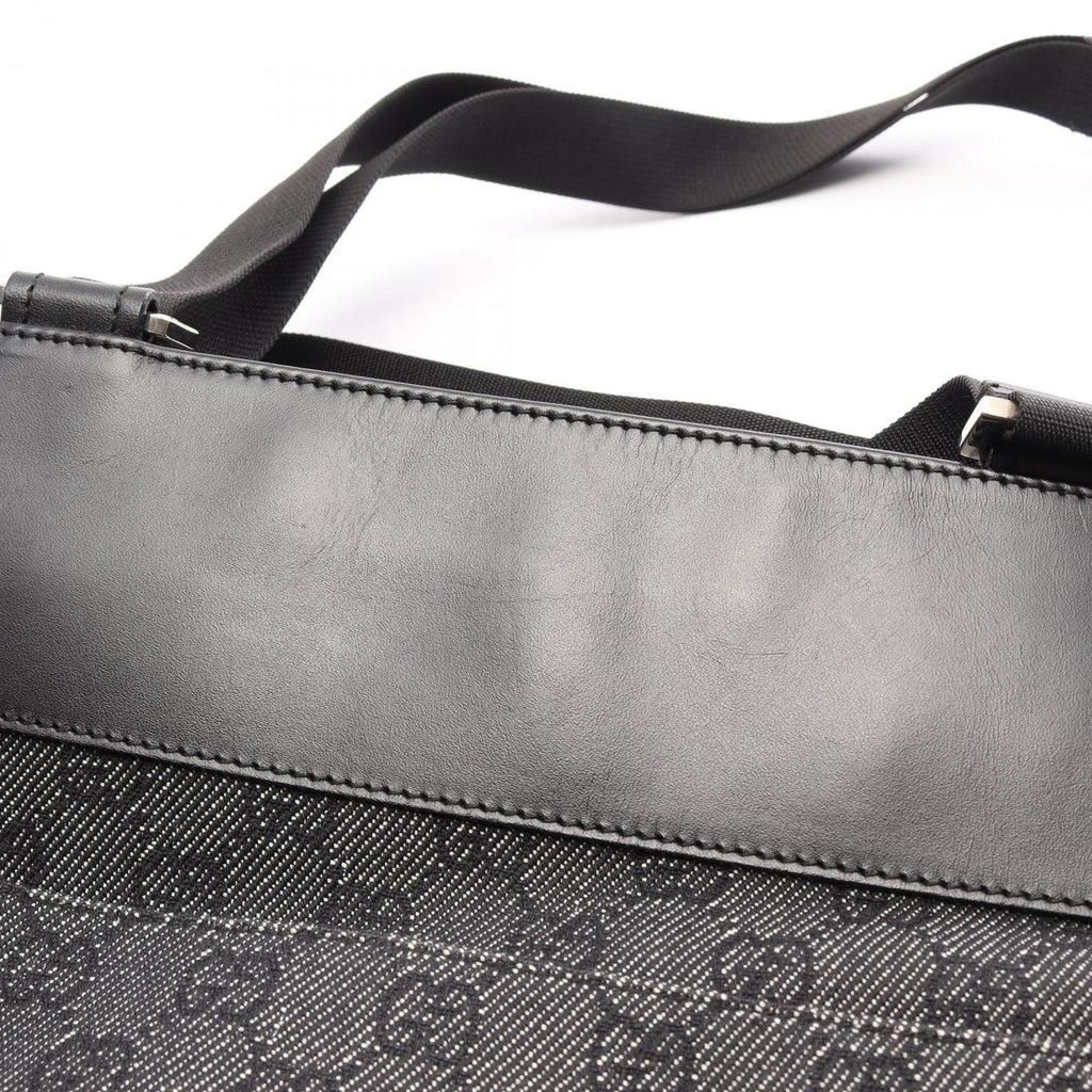 Gucci Shoulder Bag GG Canvas Gray Black