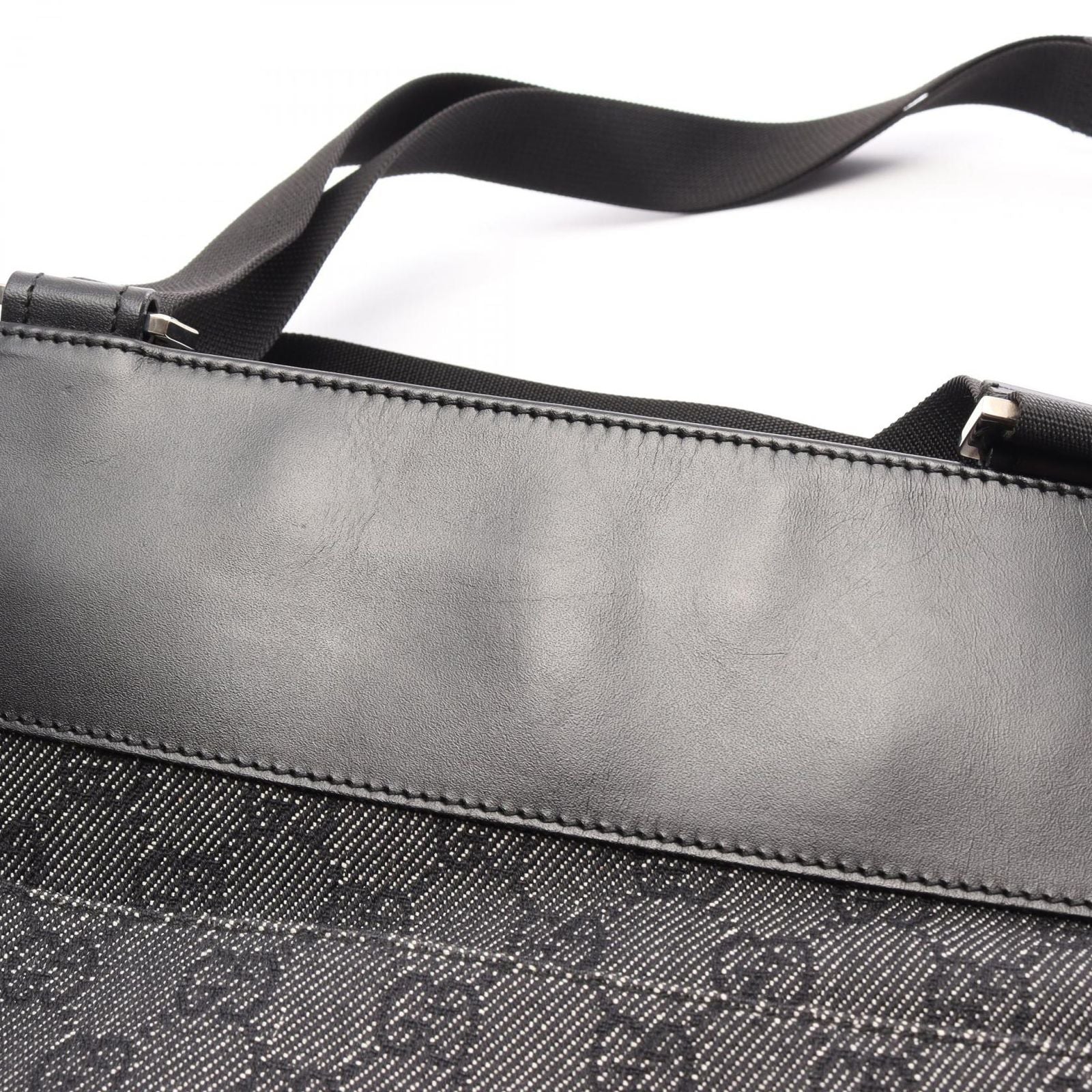 Gucci Shoulder Bag GG Canvas Gray Black