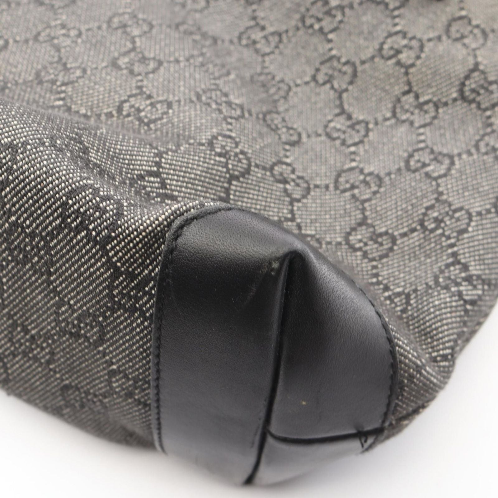 Gucci Shoulder Bag GG Canvas Gray Black