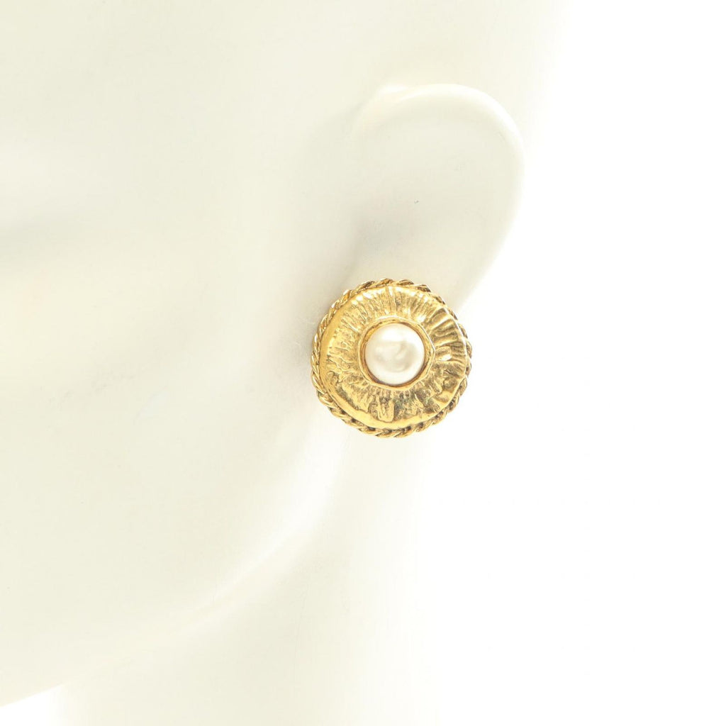 Chanel Earrings Round Gold