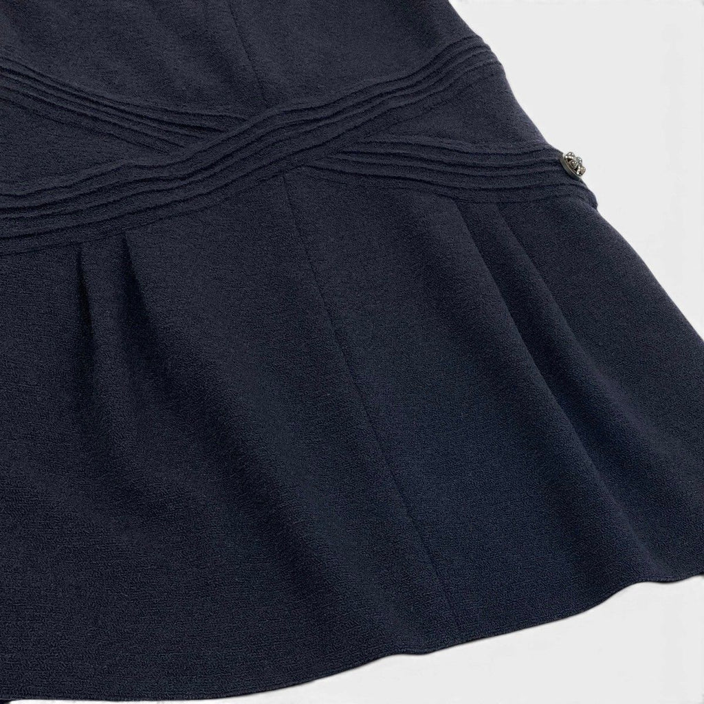 Chanel Short Sleeve Dress Gripoix Button 34 Black — view 5