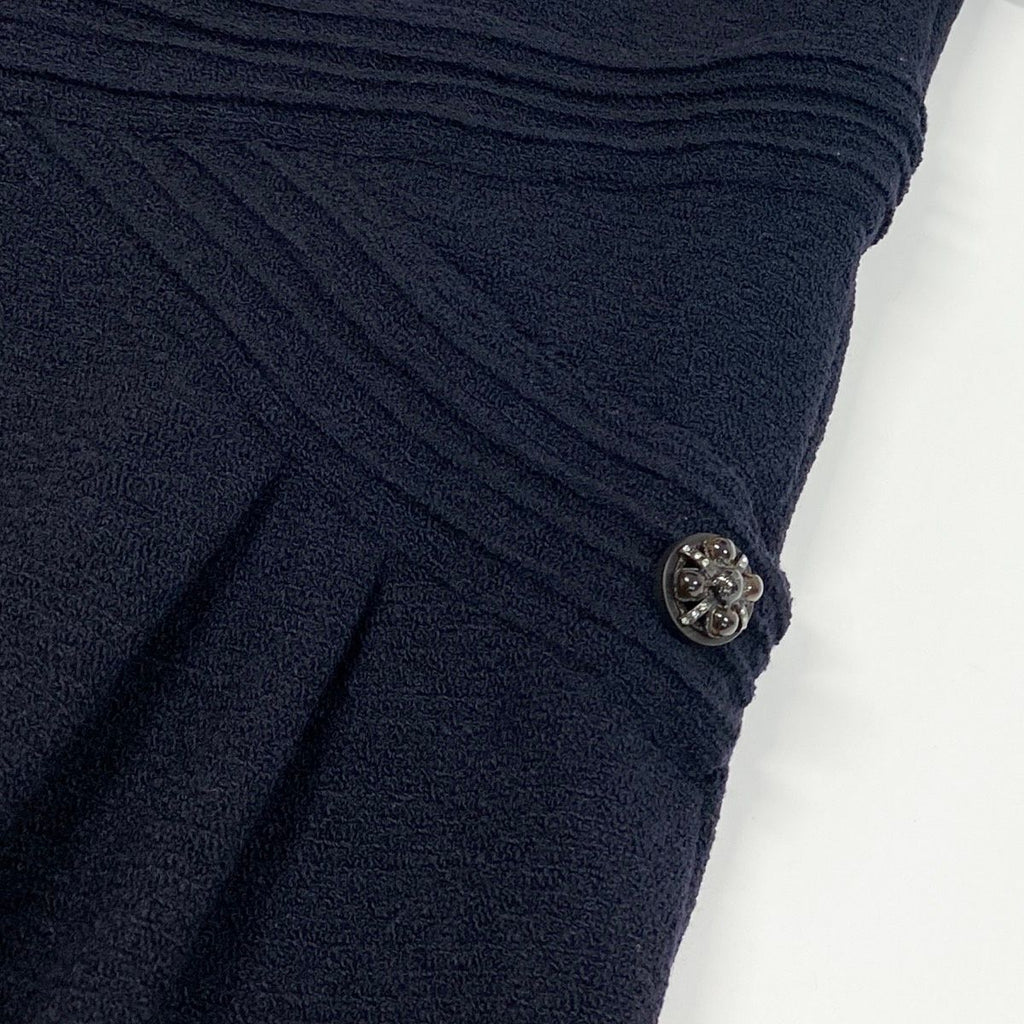 Chanel Short Sleeve Dress Gripoix Button 34 Black — view 6