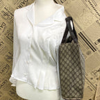 Gucci GG Supreme Canvas Tote Bag Brown — view 3
