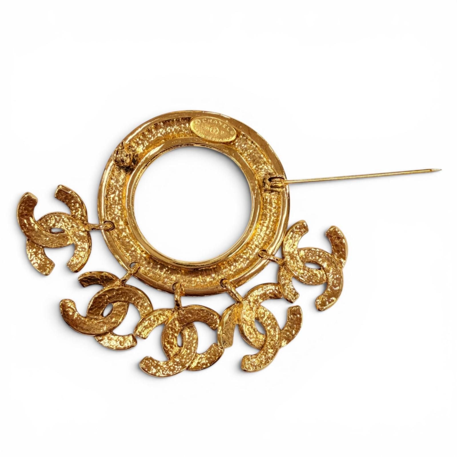 Chanel Vintage 5 CC Logo Circle Swing Brooch Gold French