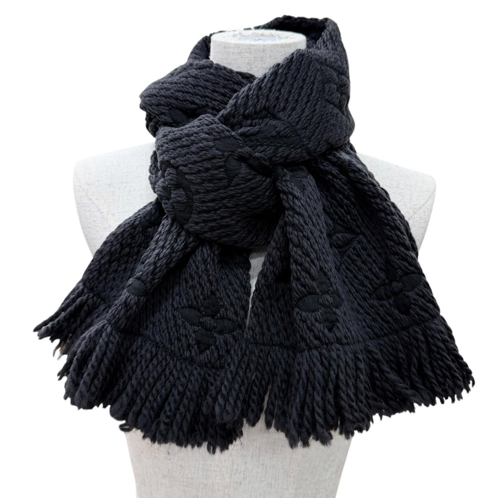 Louis Vuitton Echarpe Logo Mania Silk Blend Anthracite Monogram Scarf Black