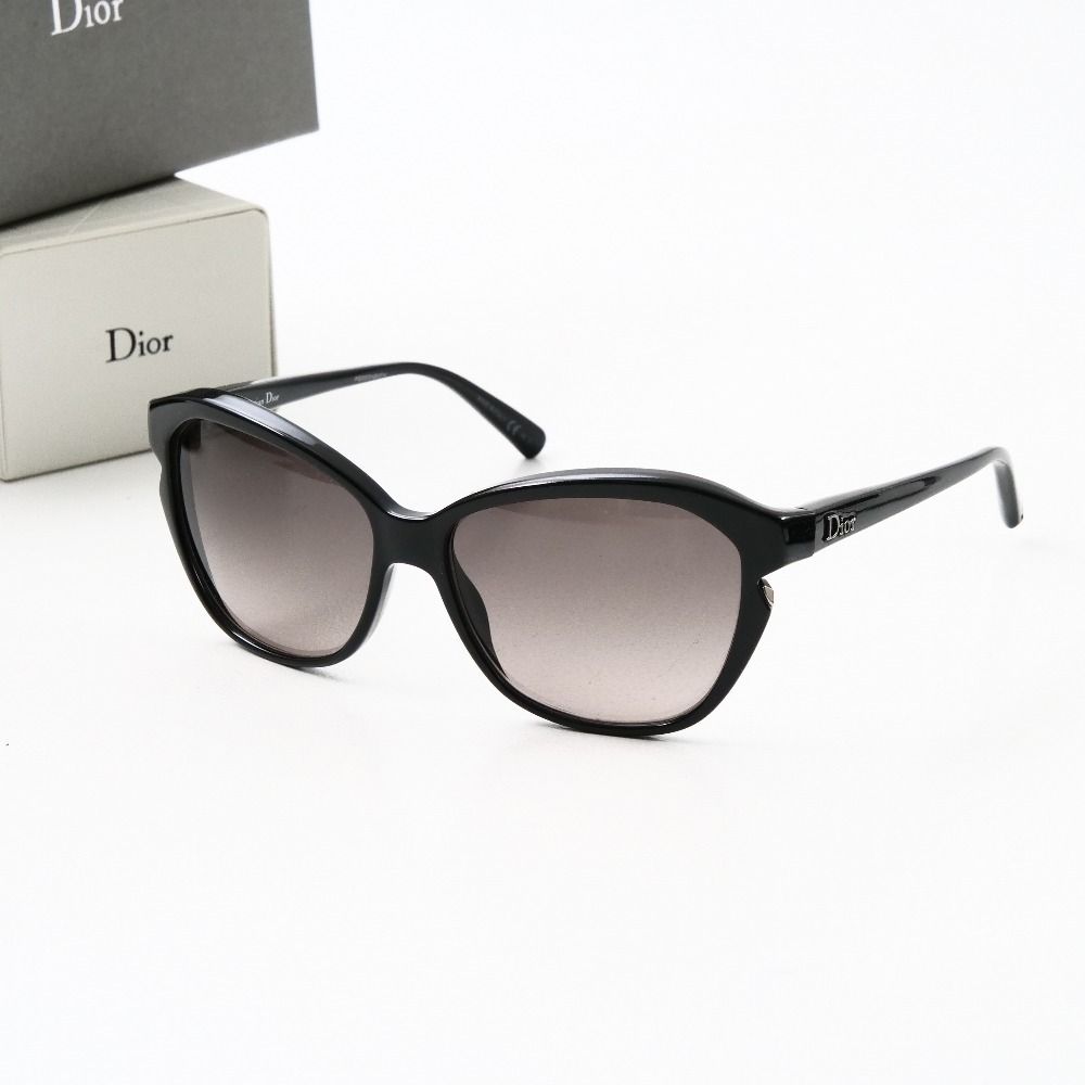 Dior Simply Sunglasses Gradient Lens Hardcase Included Eyewear — view 2