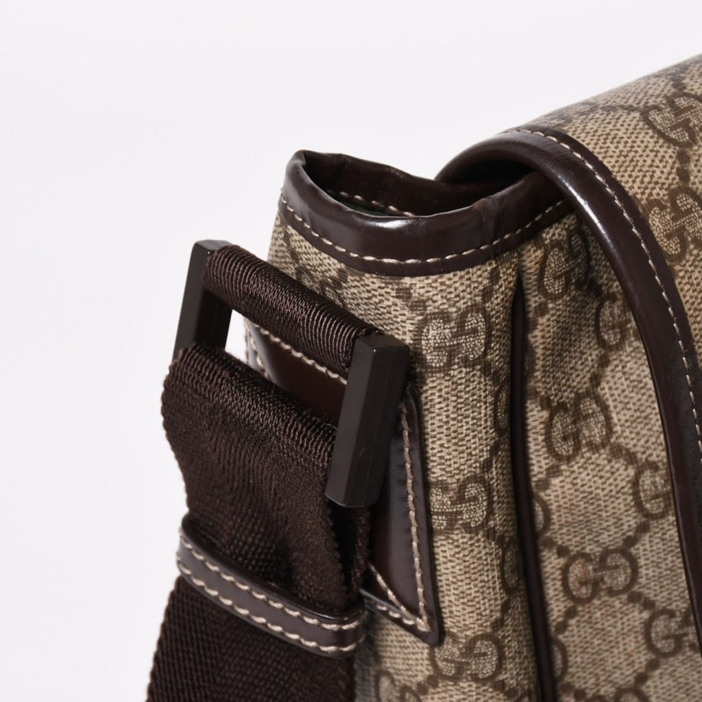 Gucci GG Supreme Canvas Messenger Shoulder Bag Silver — view 5