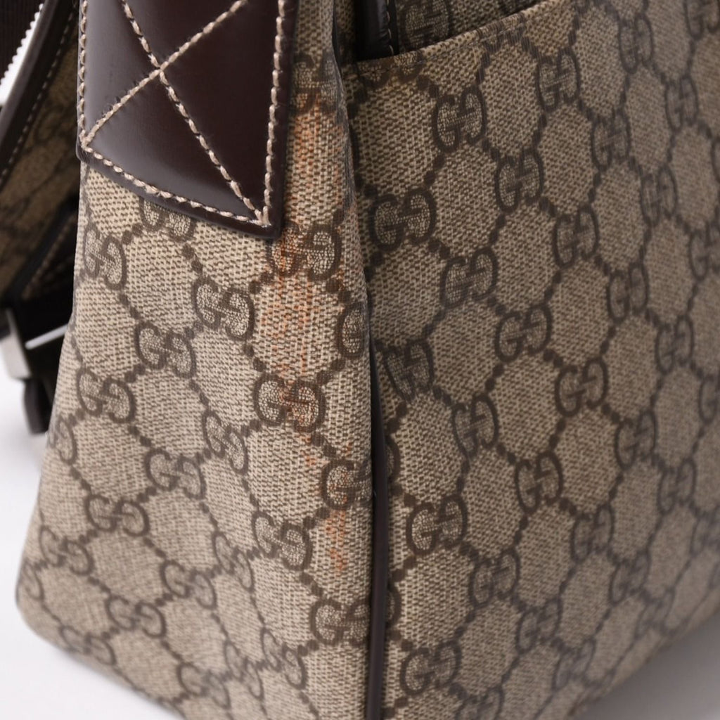 Gucci GG Supreme Canvas Messenger Shoulder Bag Silver — view 6