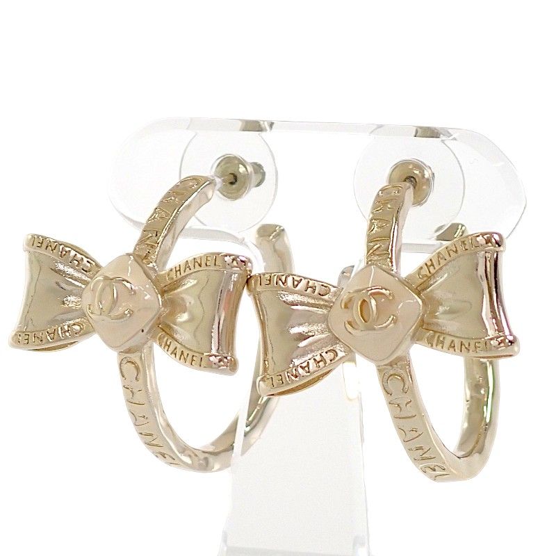 Chanel Ribbon Hoop CC Logo Earrings Metal Gold