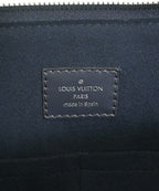 Louis Vuitton Business