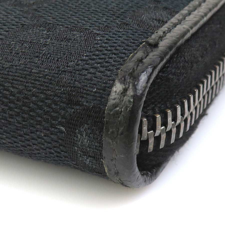 Gucci Zip Around Wallet