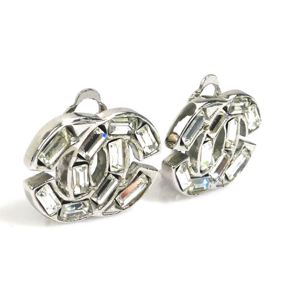 Chanel Earrings CC Logo