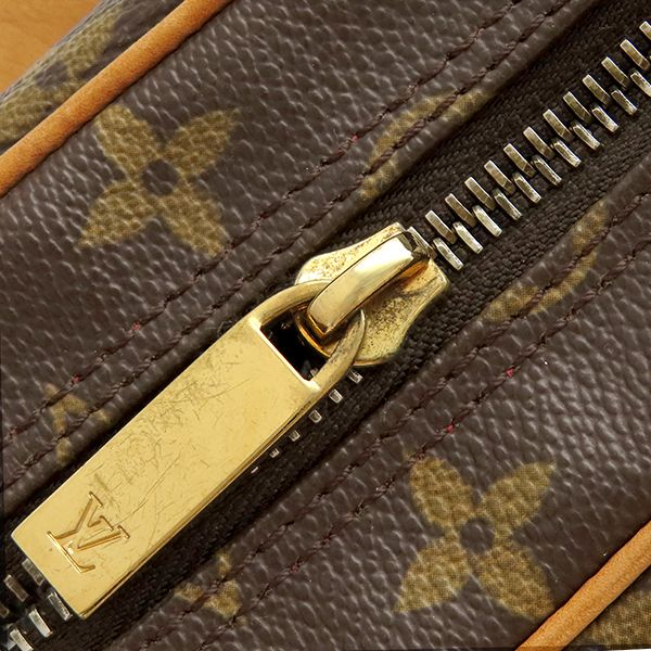Louis Vuitton Shoulder Bag Croissant MM Monogram Canvas Gold Brown