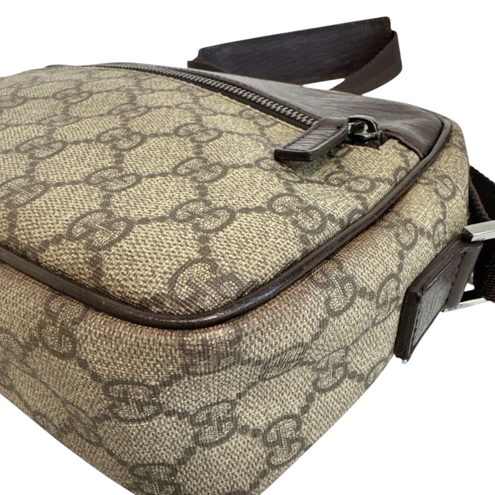 Gucci GG Supreme Shoulder Bag