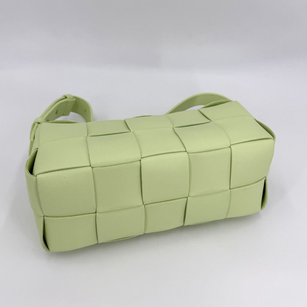 Bottega Veneta Small Brick Cassette Maxi Intrecciato Shoulder Bag Leather Light — view 3