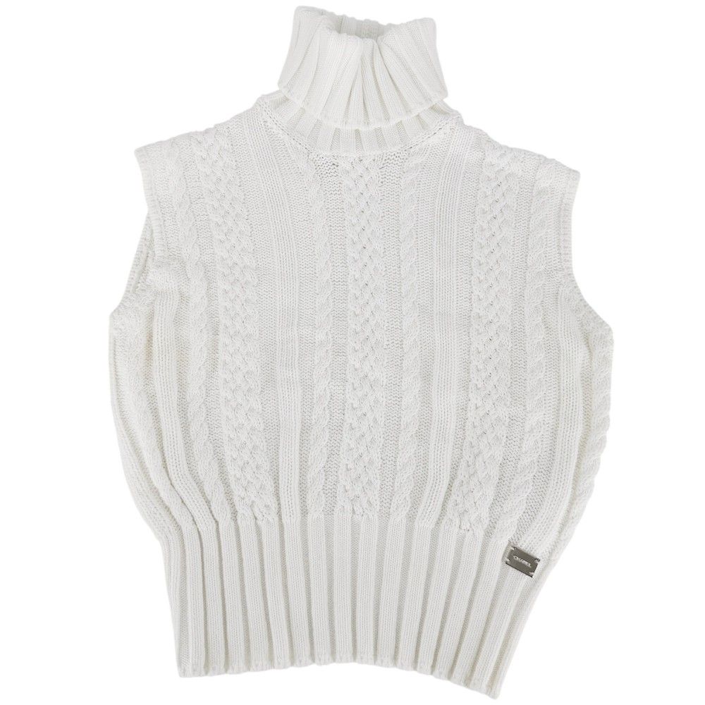 Chanel Knit Turtleneck Sleeveless Logo Plate 38 White Cotton Spring Autumn