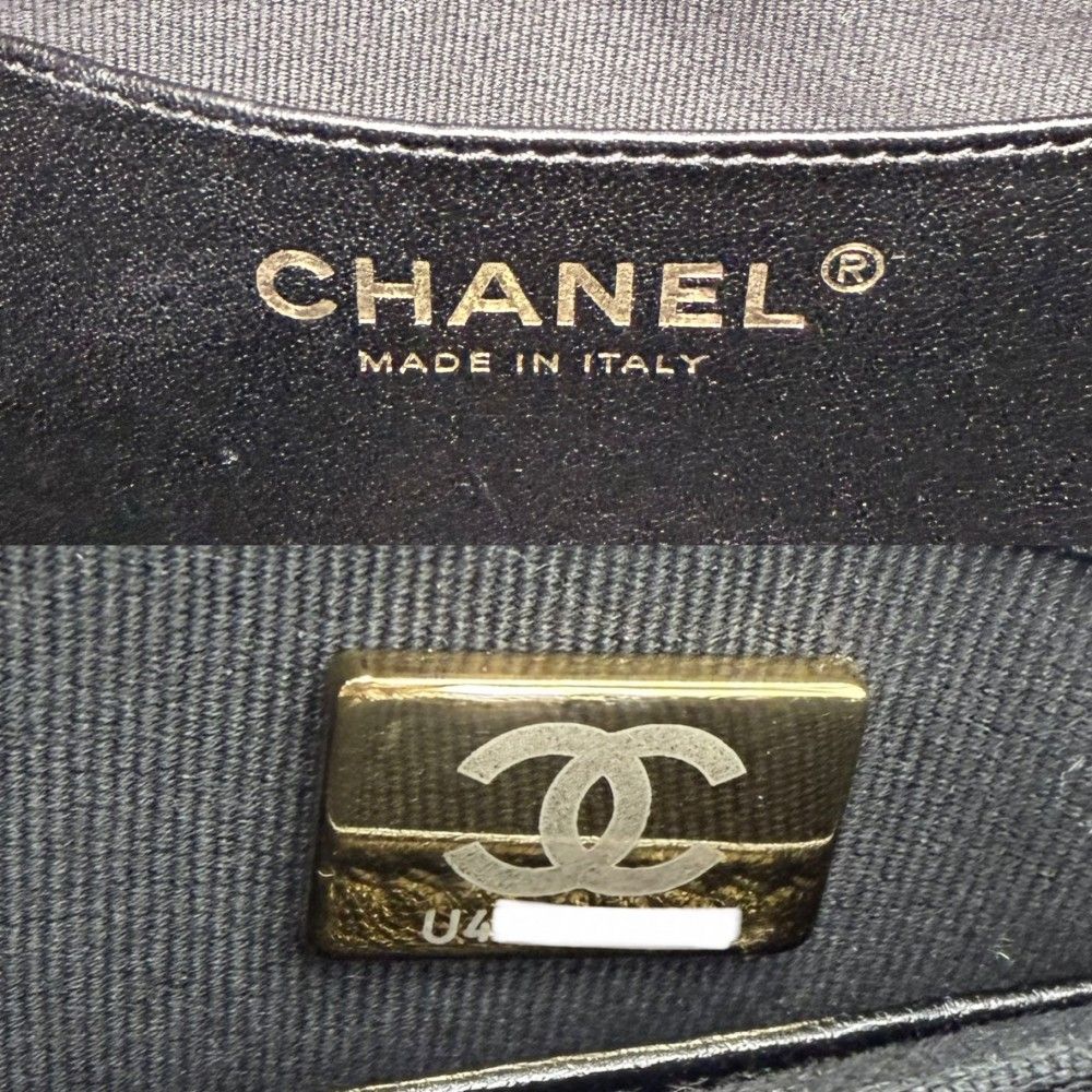 Chanel Shoulder Bag Quilted CC Logo Bag Chain Pochette Leather Black Gold — view 5