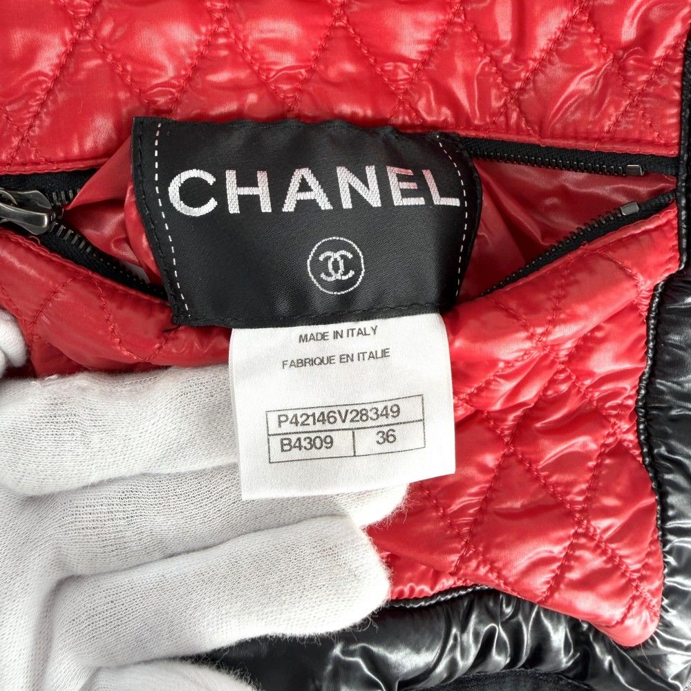 Chanel Jacket Reversible Down Color Quilted CC Logo 36 Black Pink Gunmetal — view 5