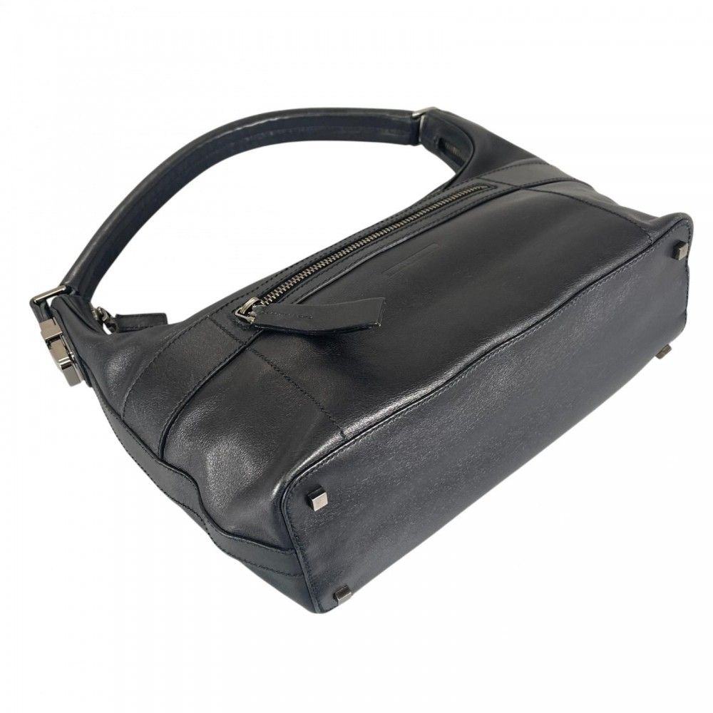 Gucci Handbag 001 Leather Black Silver — view 3