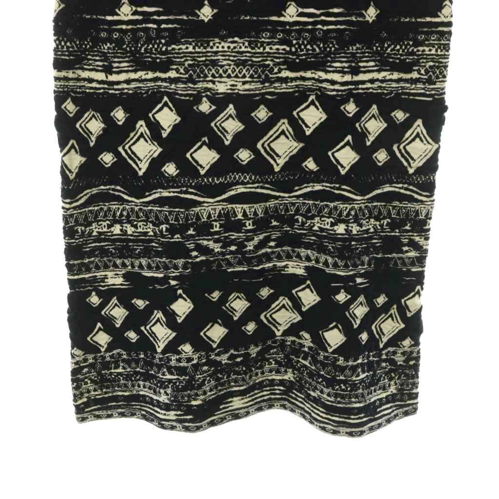 Chanel All Over Pattern CC Logo Cles Knit Skirt Tight Jacquard All 38 Navy — view 4