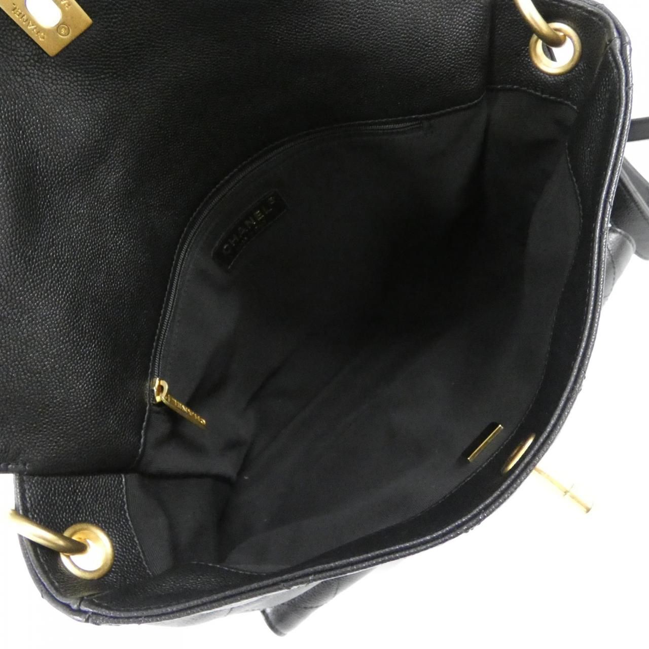 Chanel Shoulder Bag Black