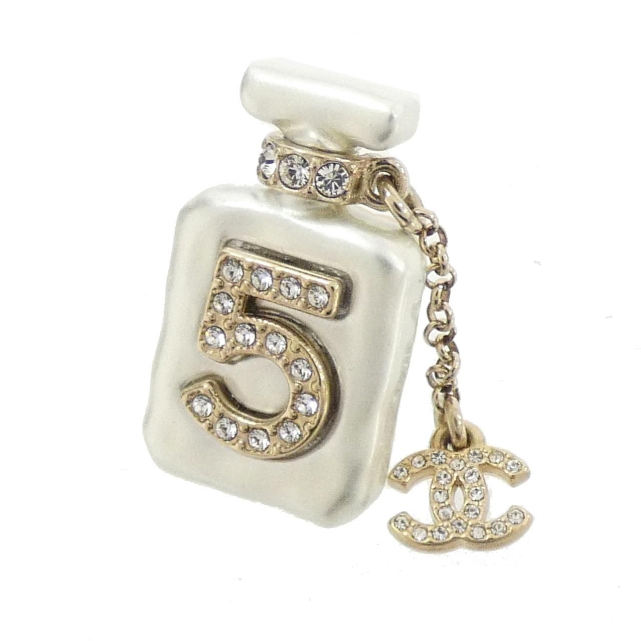 Chanel Pin Brooch Gold