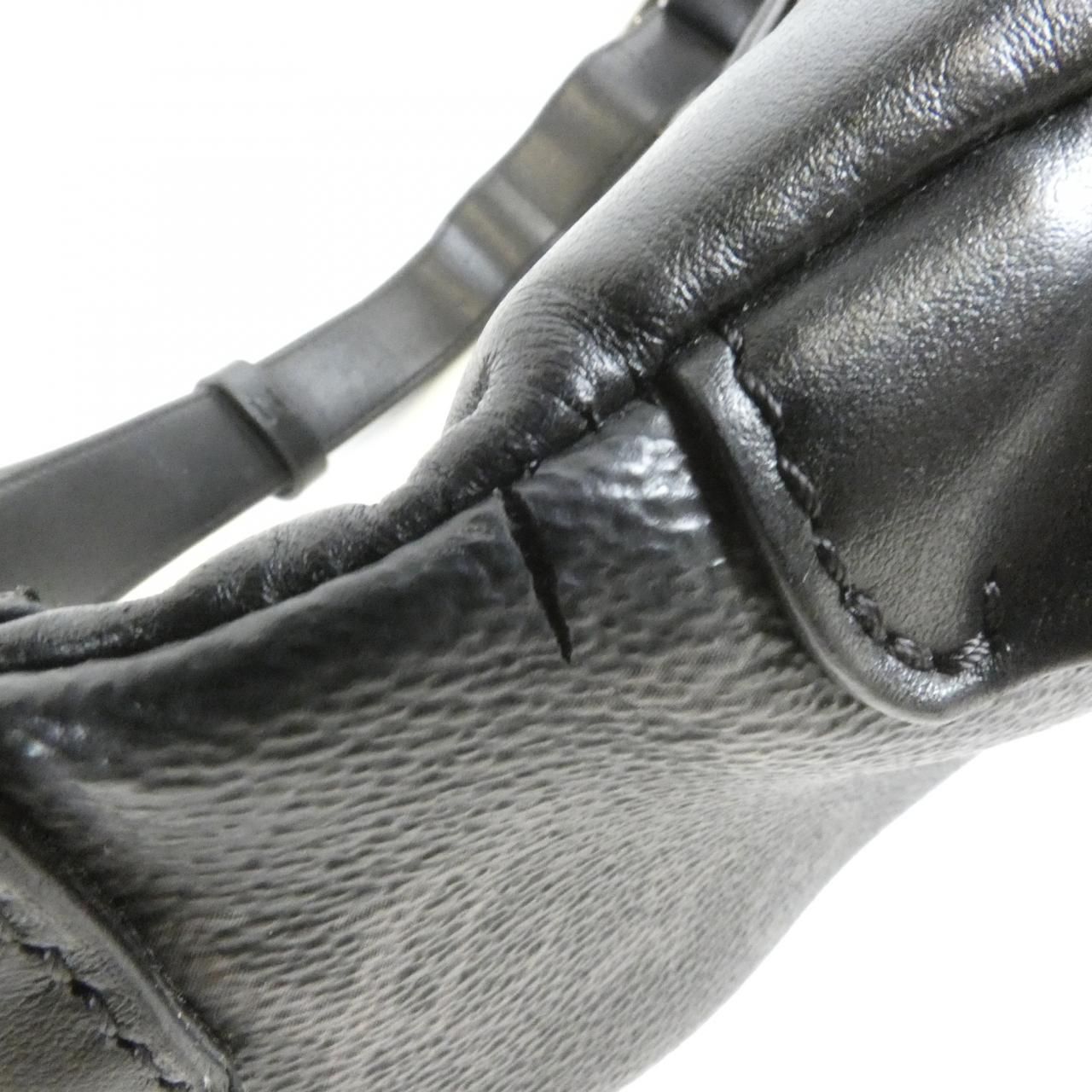 Louis Vuitton Monogram Eclipse Discovery Bum