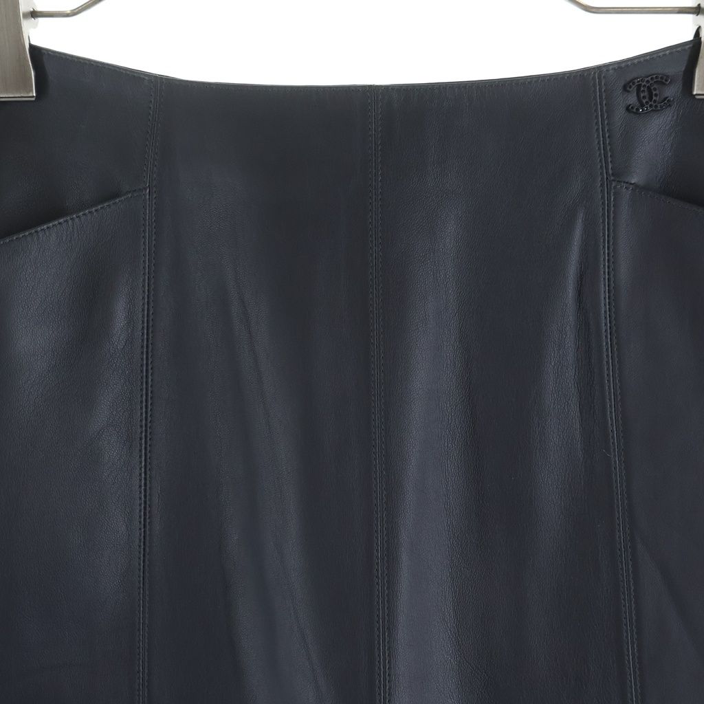 Chanel Vintage Leather Long Skirt Black 36 — view 3