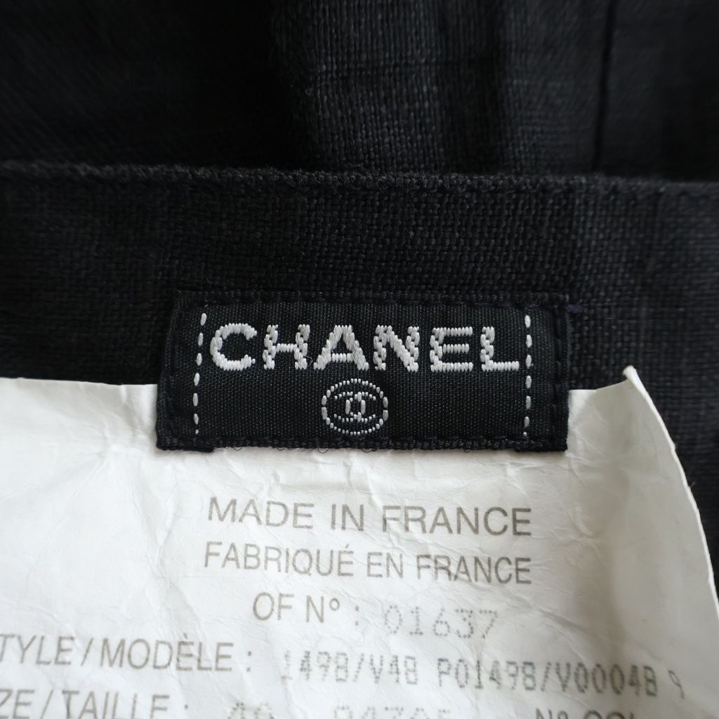 Chanel Vintage Coco Button Knee Length Skirt Black 40 — view 6