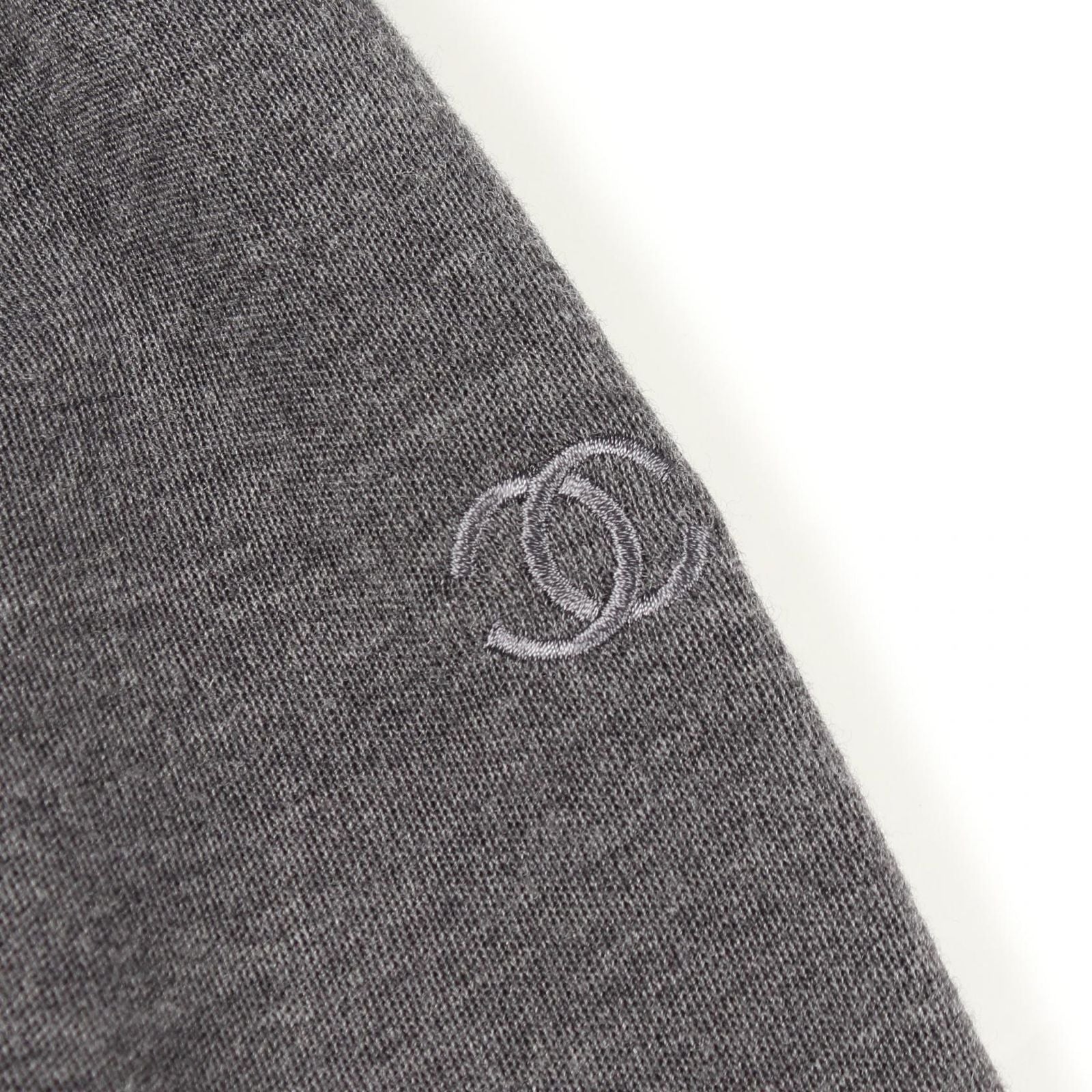 Chanel Rider's Jacket CC Logo Button Gray Wool — view 7