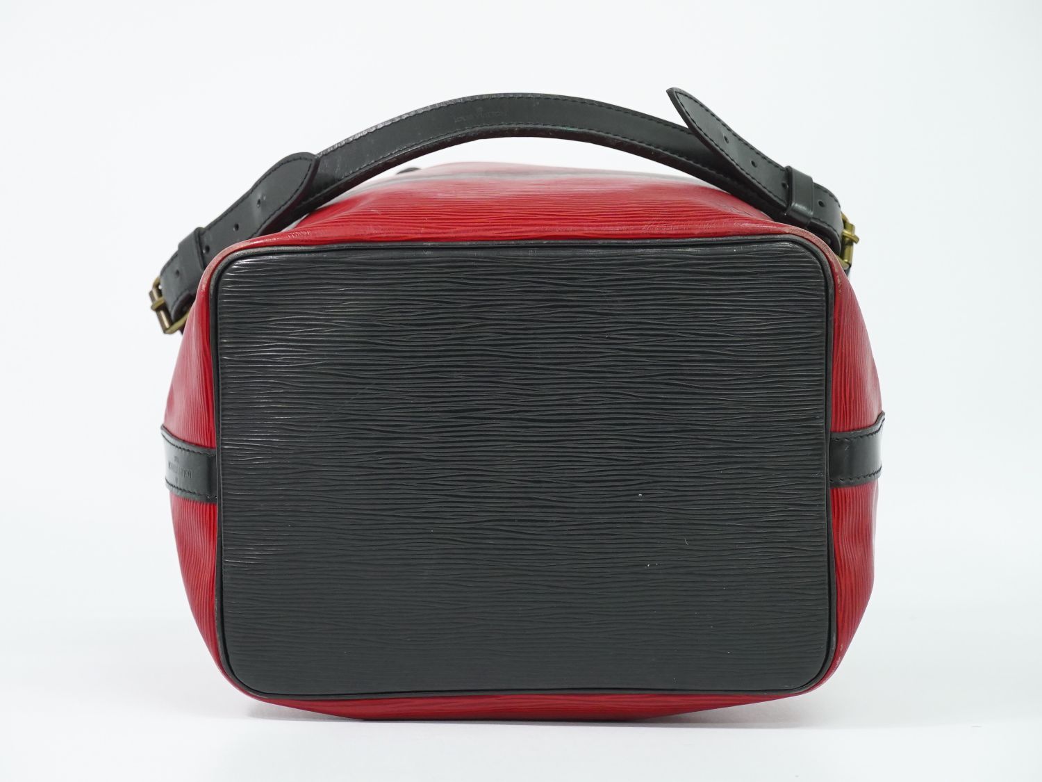 Louis Vuitton LV Petit Noe Epi Leather Shoulder Bag Castilian Red Noir Black
