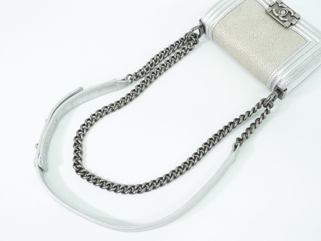 Chanel Boy CC Logo Chain Shoulder Bag Pochette Garu Sha Leather Metallic Silver
